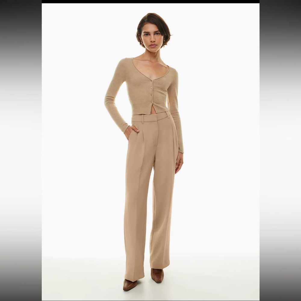 Aritzia Effortless Pant (Brand New)